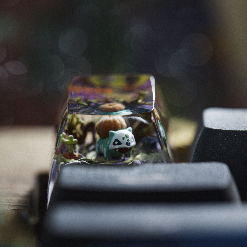Pokemon - Halloween Bulbasaur Artisan Keycap Breakwooden 2