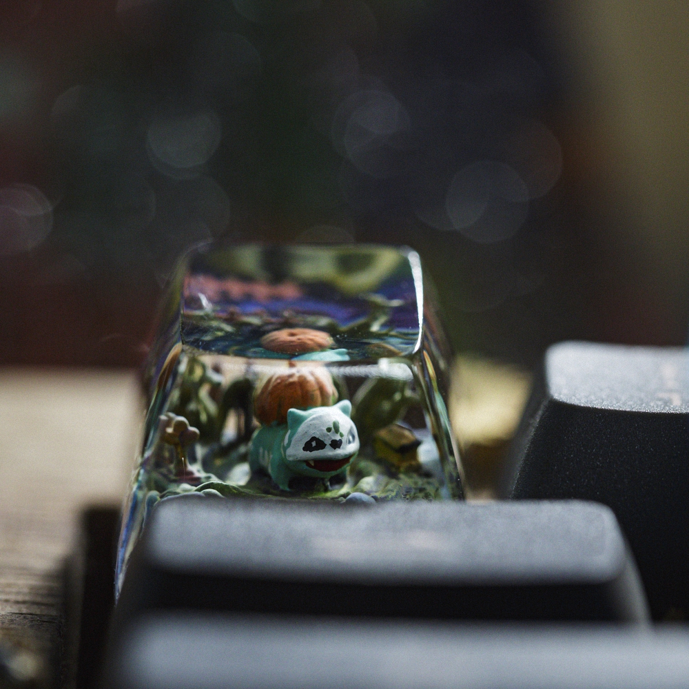 Pokemon - Halloween Bulbasaur Artisan Keycap Breakwooden 2