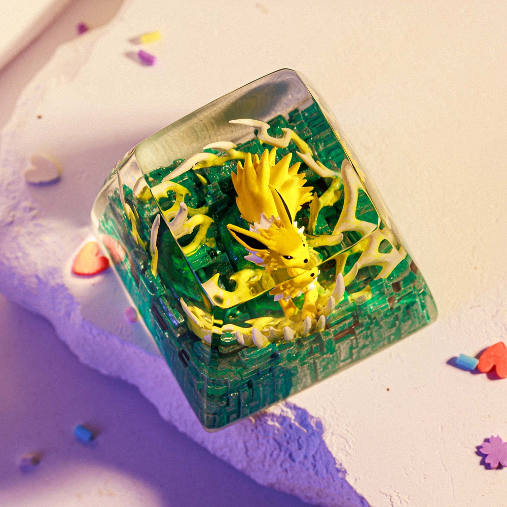 Pokemon - Jolteon Artisan Keycap Breakwooden