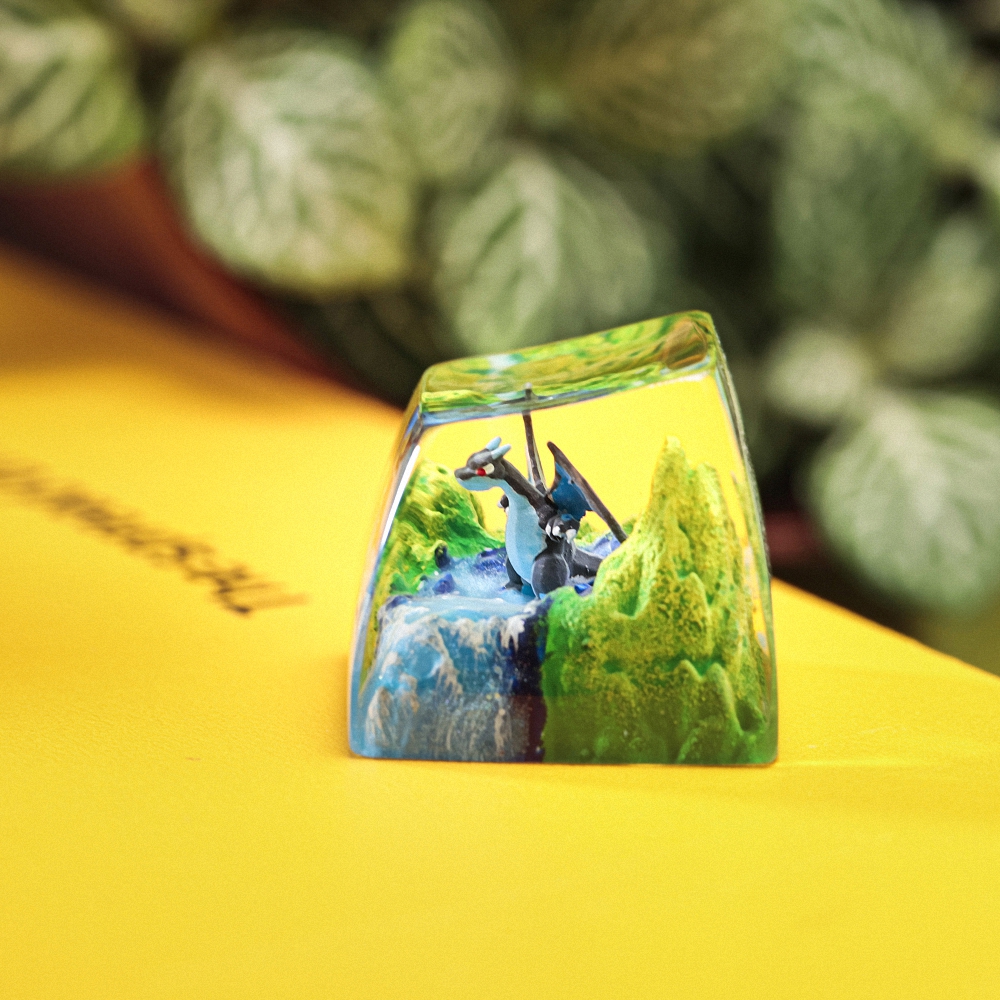 Pokemon - Mega Charizard X Artisan Keycap Breakwooden