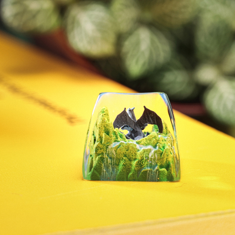 Pokemon - Mega Charizard X Artisan Keycap Breakwooden