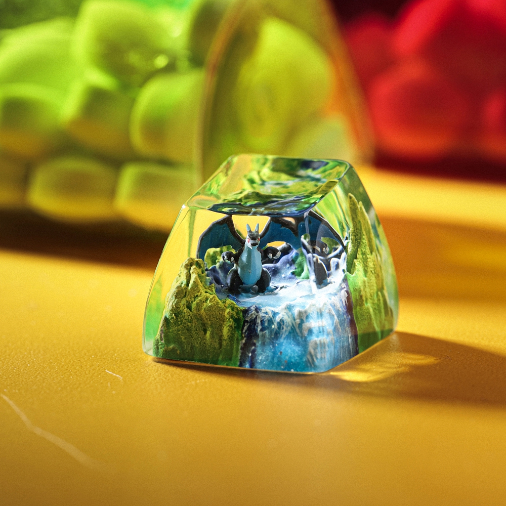 Pokemon - Mega Charizard X Artisan Keycap Breakwooden