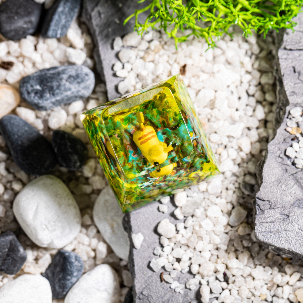 Pokemon - Pikachu Artisan Keycap Breakwooden 10