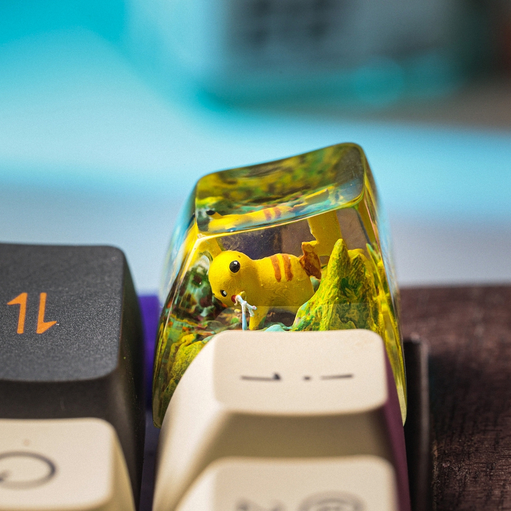 Pokemon - Pikachu Artisan Keycap Breakwooden 5