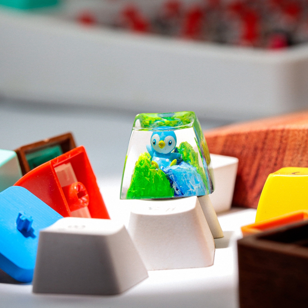 Pokemon - Piplup Artisan Keycap Breakwooden