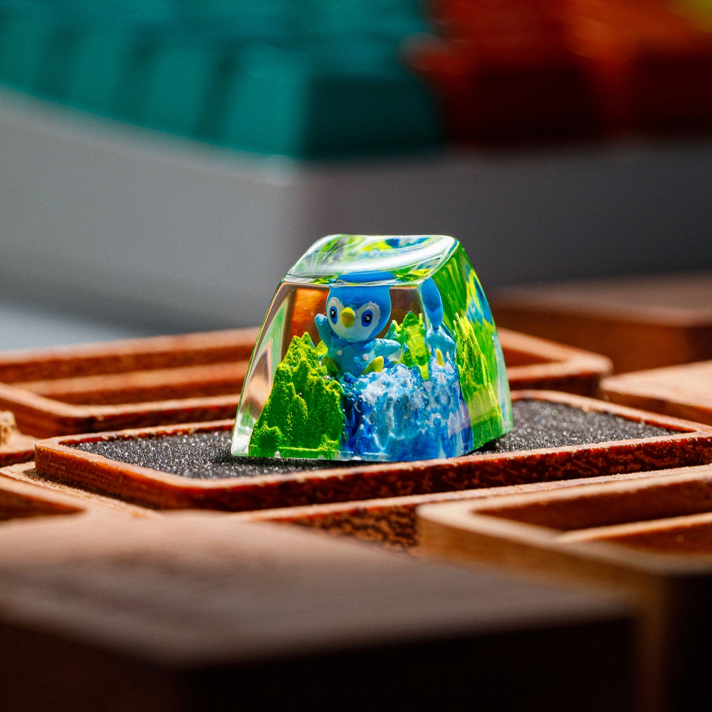 Pokemon - Piplup Artisan Keycap Breakwooden