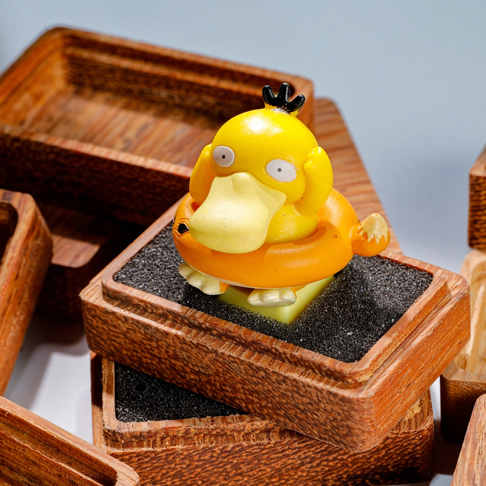 Pokemon - Psyduck Artisan Keycap Breakwooden 2