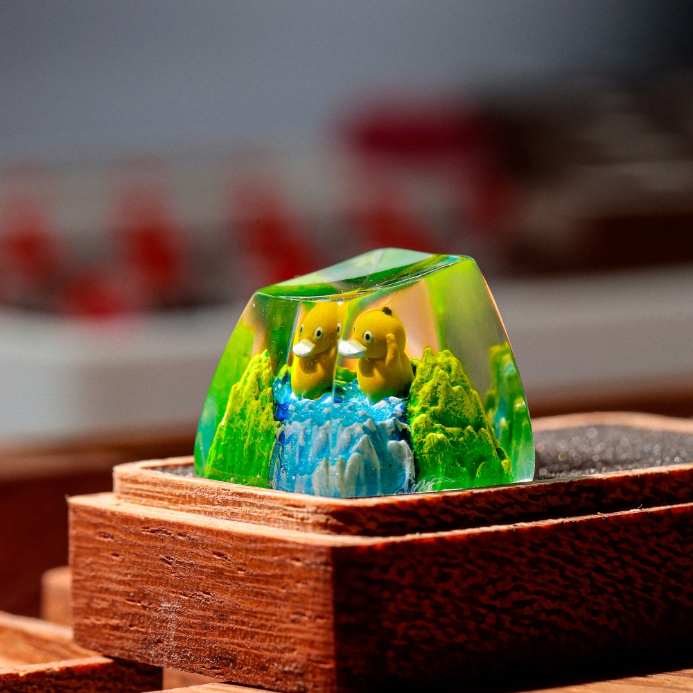 Pokemon - Psyduck Artisan Keycap Breakwooden 3