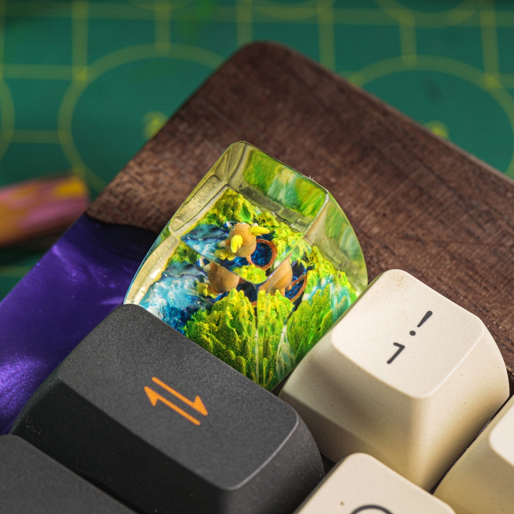 Pokemon - Raichu Artisan Keycap Breakwooden 3