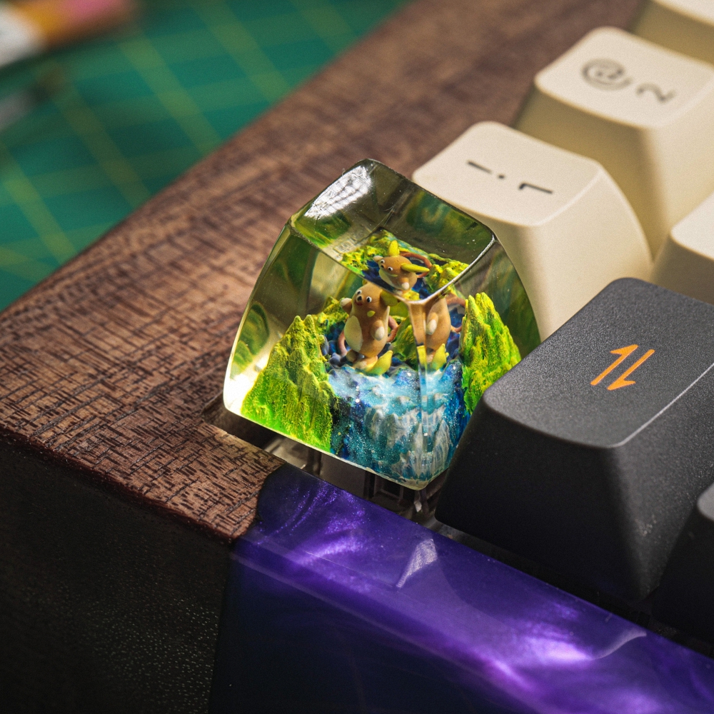 Pokemon - Raichu Artisan Keycap Breakwooden 3