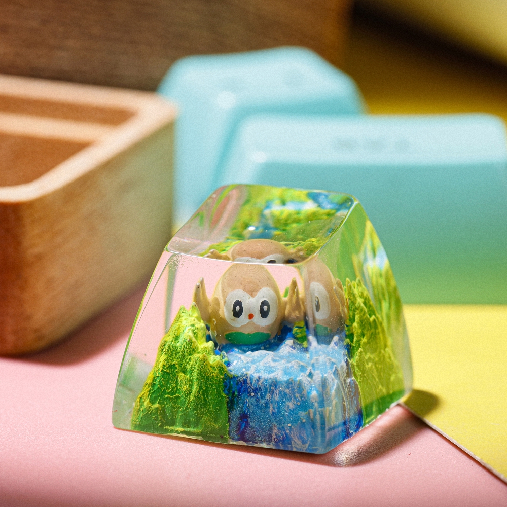 Pokemon - Rowlet Artisan Keycap Breakwooden