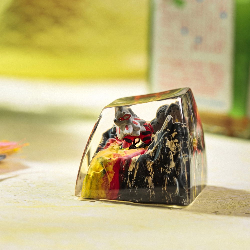 Pokemon - Shinny Arcanine Artisan Keycap Breakwooden