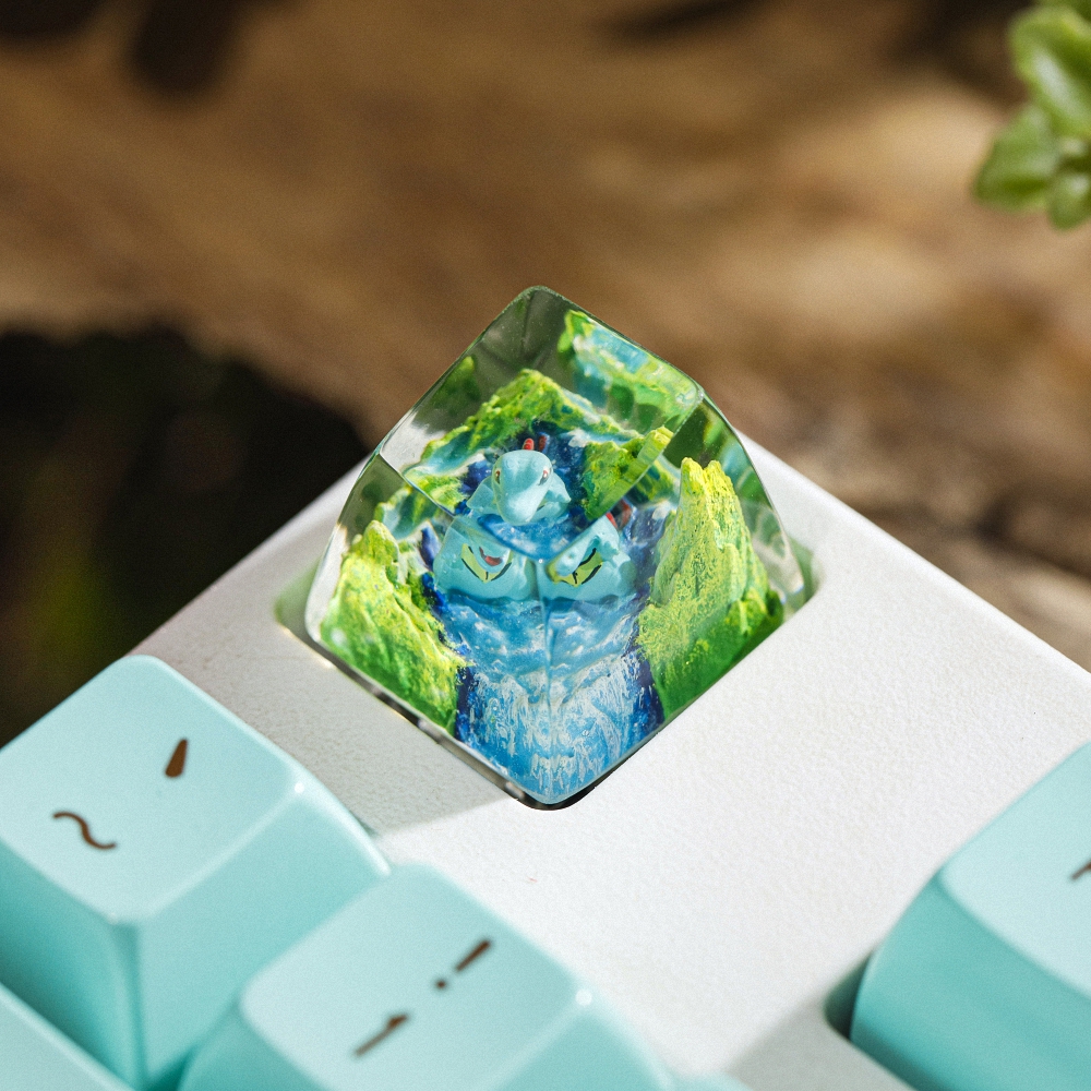 Pokemon - Totodile Artisan Keycap Breakwooden