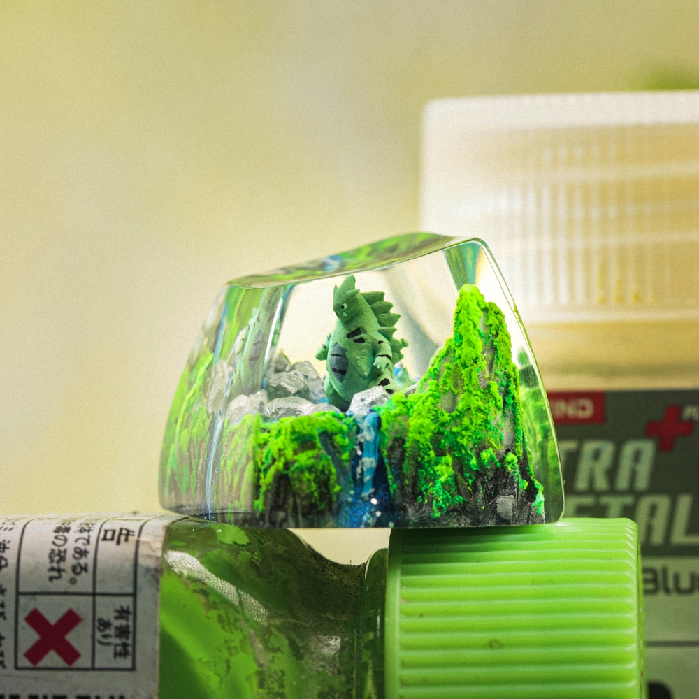 Pokemon - Tyranitar Artisan Keycap Breakwooden 3