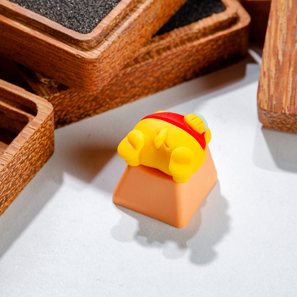 Pooh Bear Artisan Keycap Breakwooden