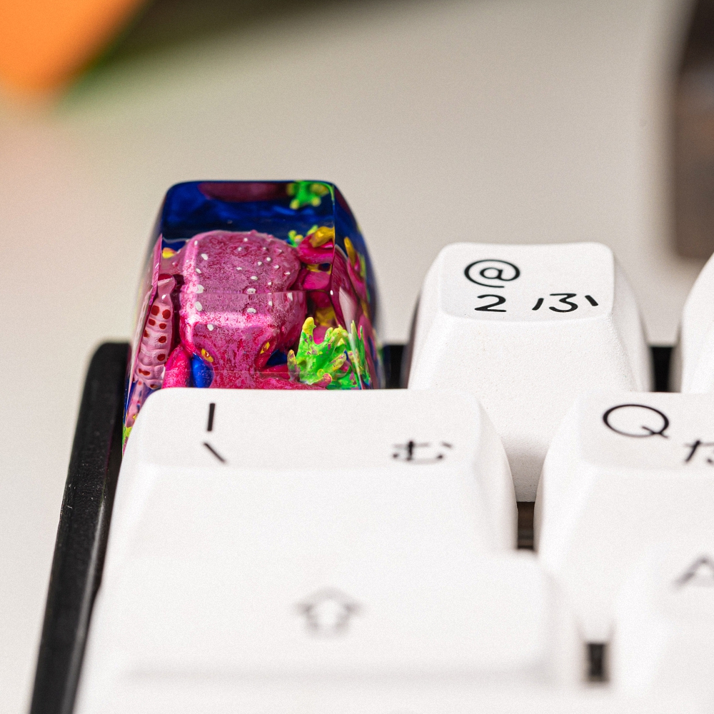 Purple Octopus Artisan Keycap Breakwooden 2