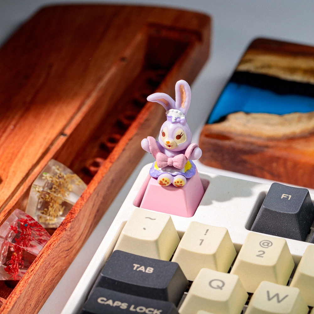 Rabbit Artisan Keycap Breakwooden 3