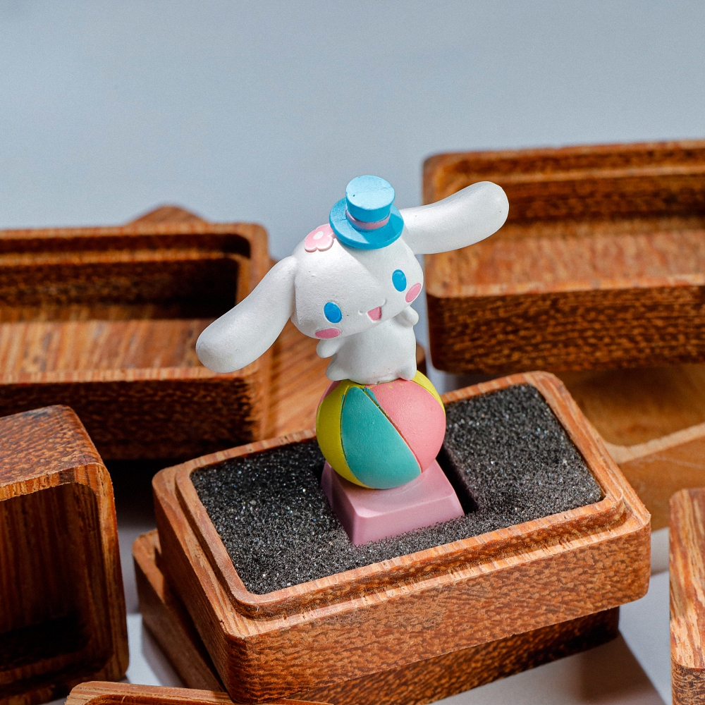 Rabbit Artisan Keycap Breakwooden 5