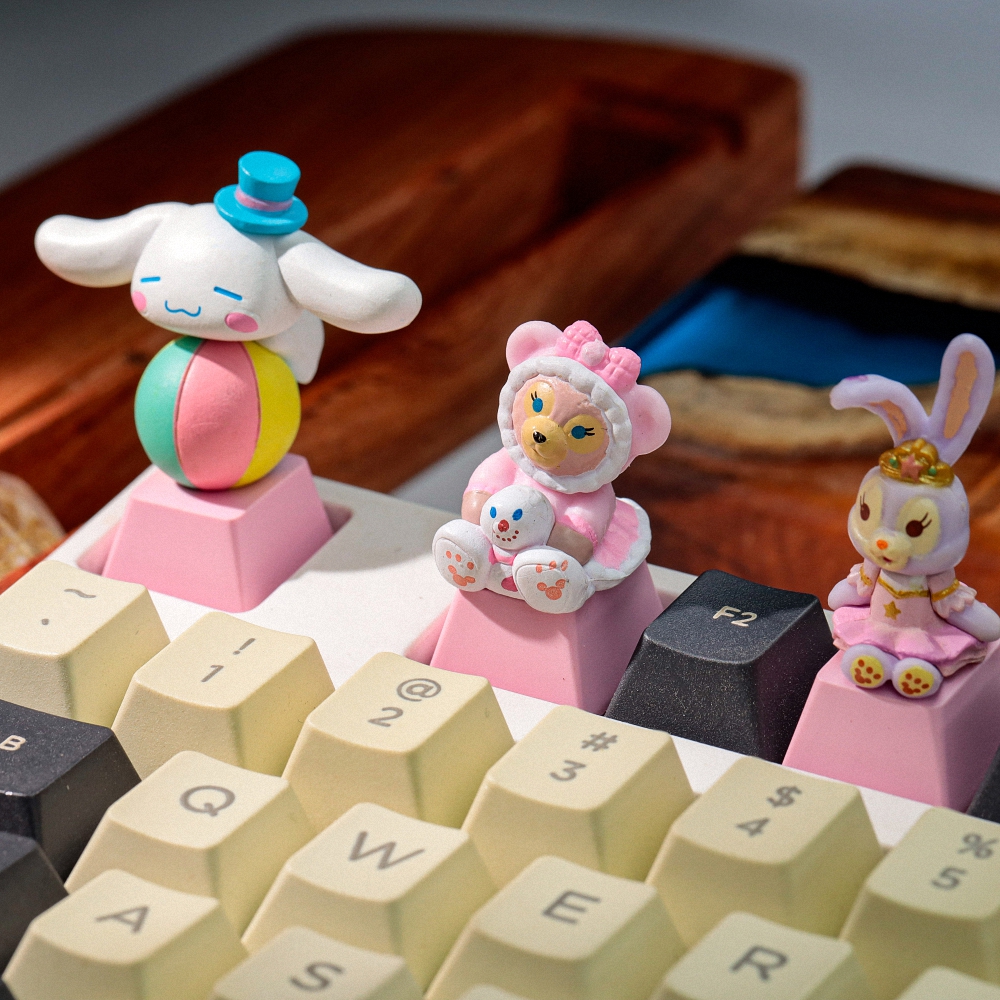 Rabbit Artisan Keycap Breakwooden 7