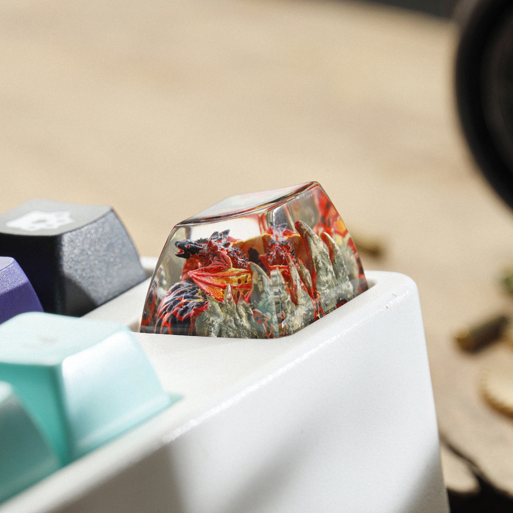 Red Dragon Artisan Keycap Breakwooden 10