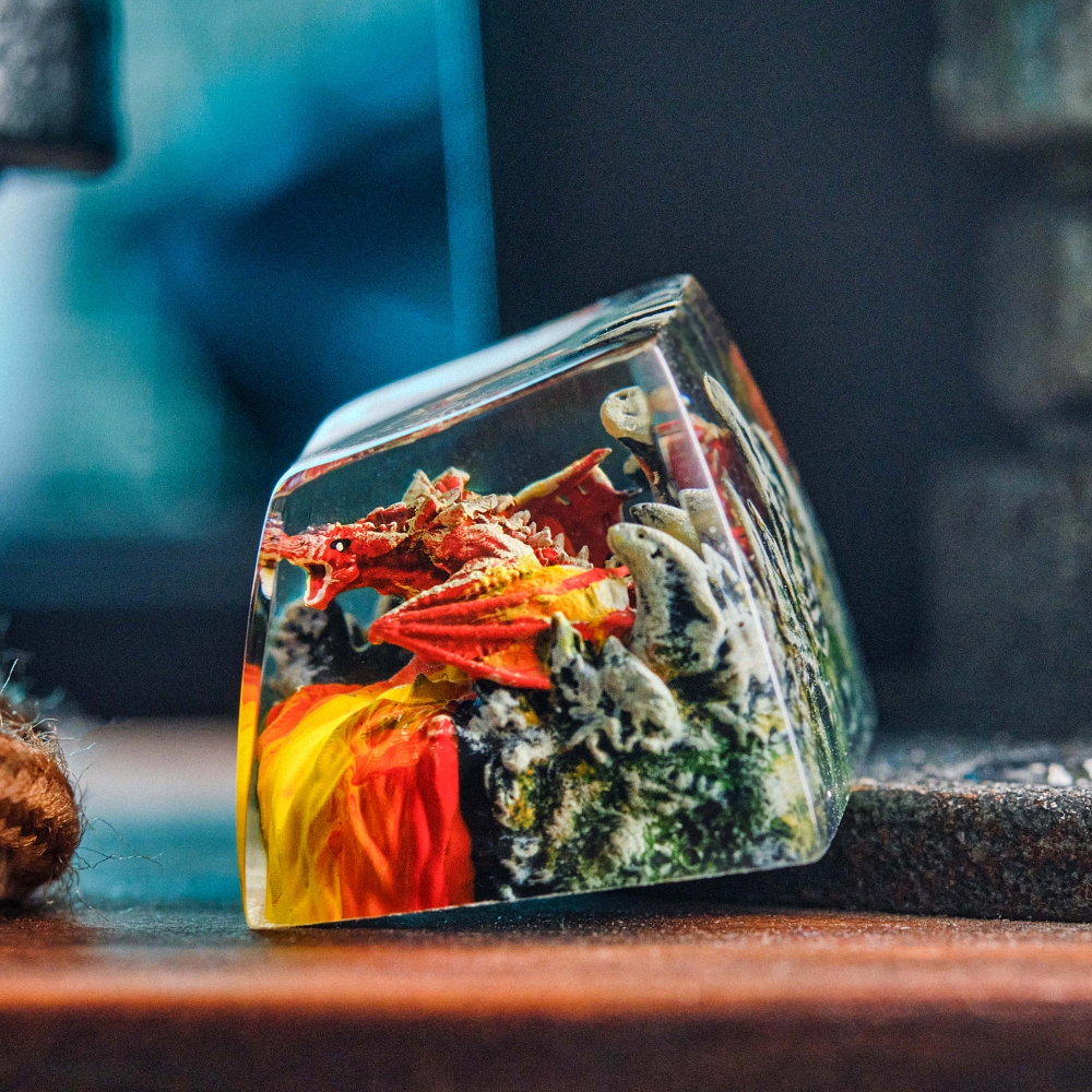 Red Dragon Artisan Keycap Breakwooden 3