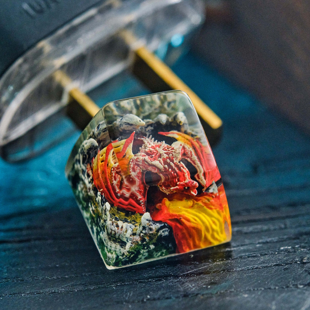Red Dragon Artisan Keycap Breakwooden 3