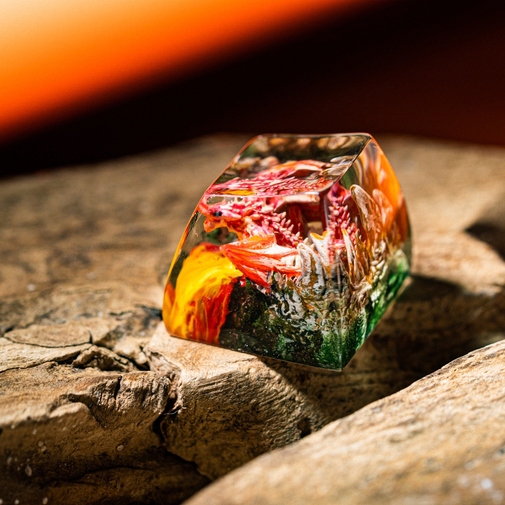Red Dragon Artisan Keycap Breakwooden 6