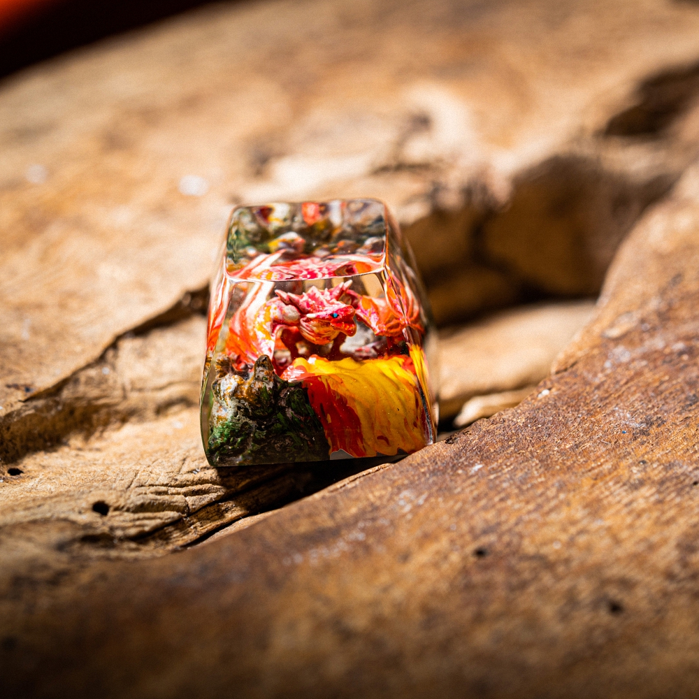 Red Dragon Artisan Keycap Breakwooden 6