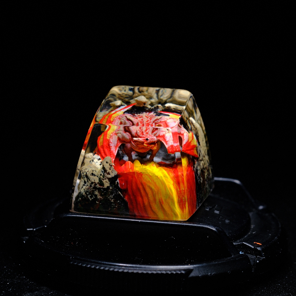 Red Dragon Artisan Keycap Breakwooden 7