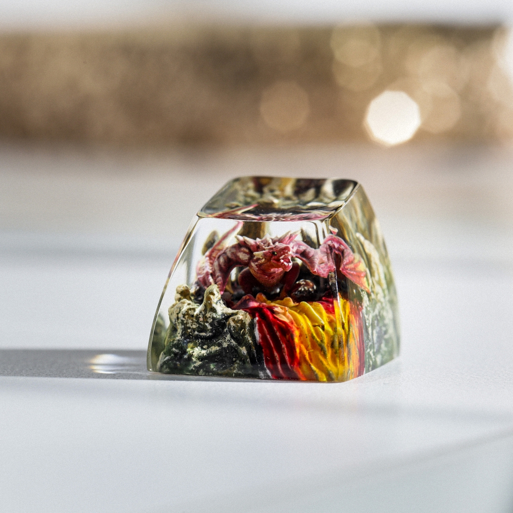 Red Dragon Artisan Keycap Breakwooden 8