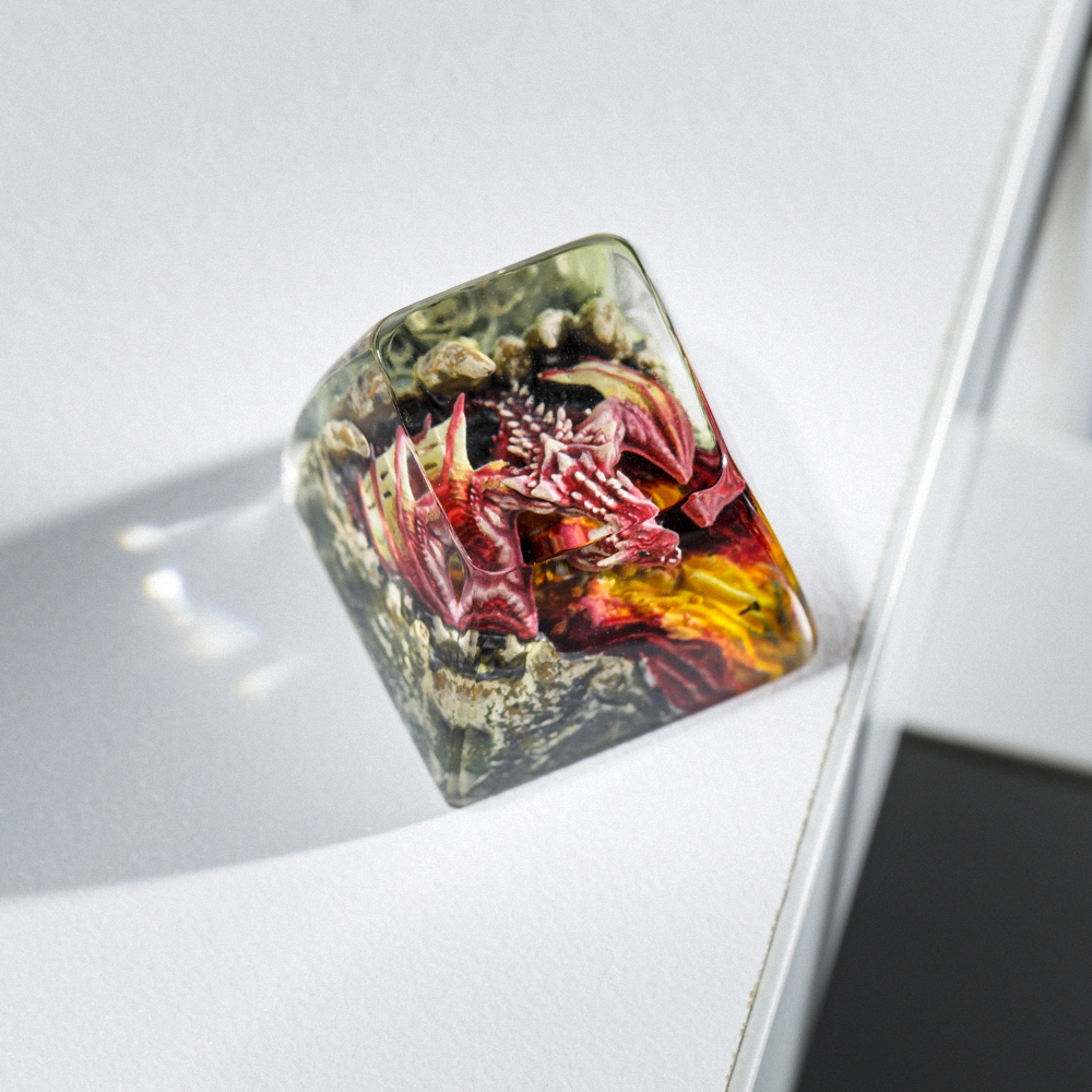 Red Dragon Artisan Keycap Breakwooden 8