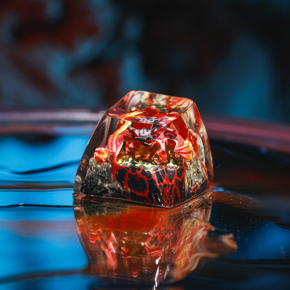 Red Dragon Artisan Keycap Breakwooden 9