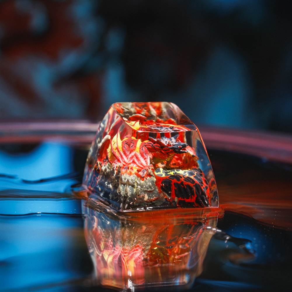 Red Dragon Artisan Keycap Breakwooden 9