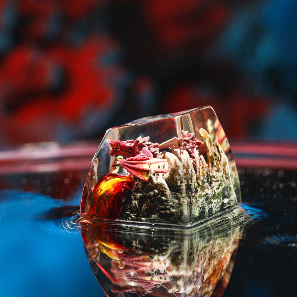 Red Dragon Artisan Keycap Breakwooden 9