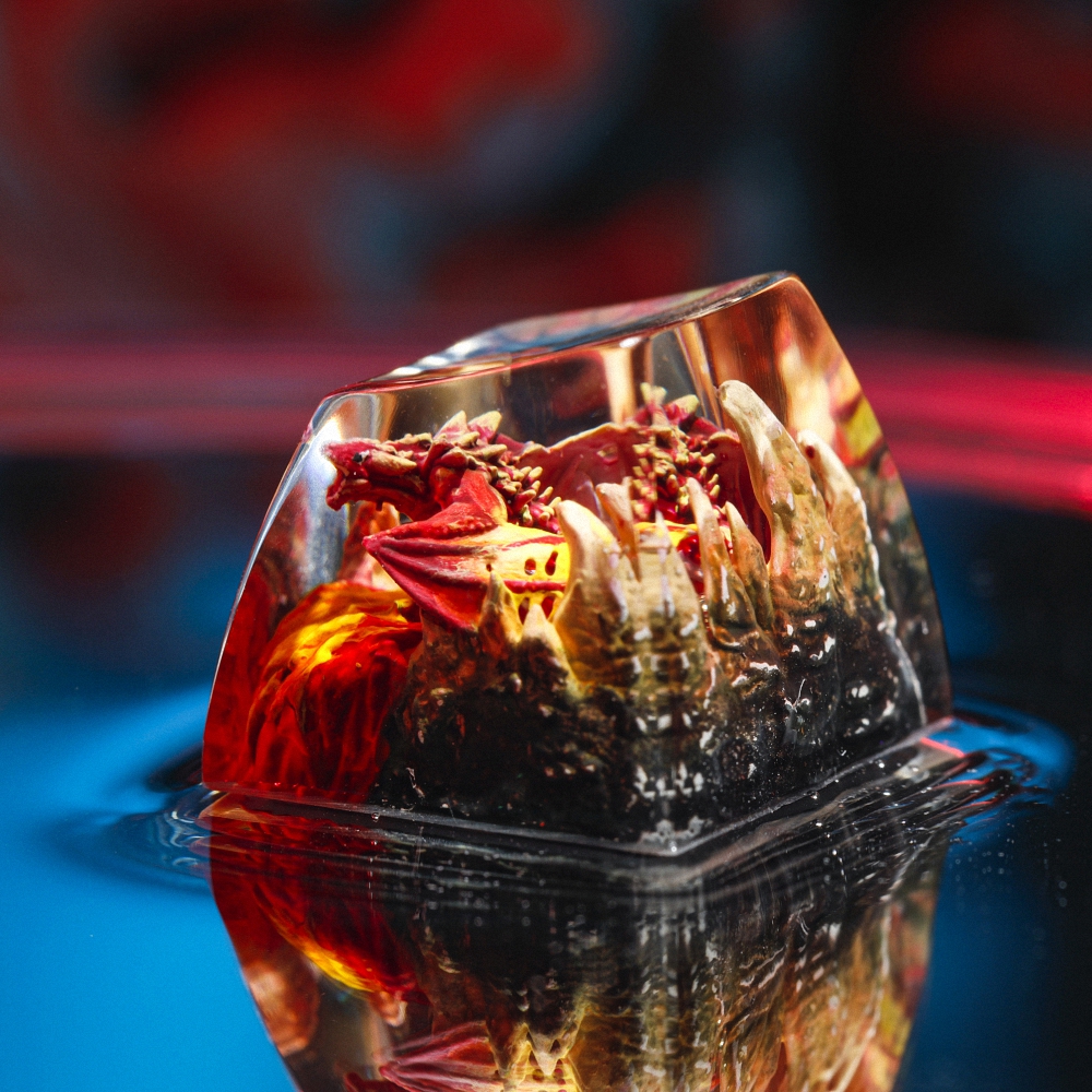 Red Dragon Artisan Keycap Breakwooden 9