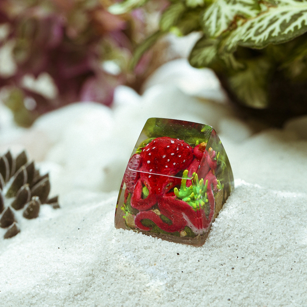 Red Octopus Artisan Keycap Breakwooden 2
