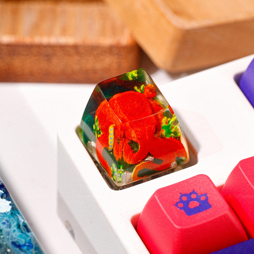 Red Octopus Artisan Keycap Breakwooden 3