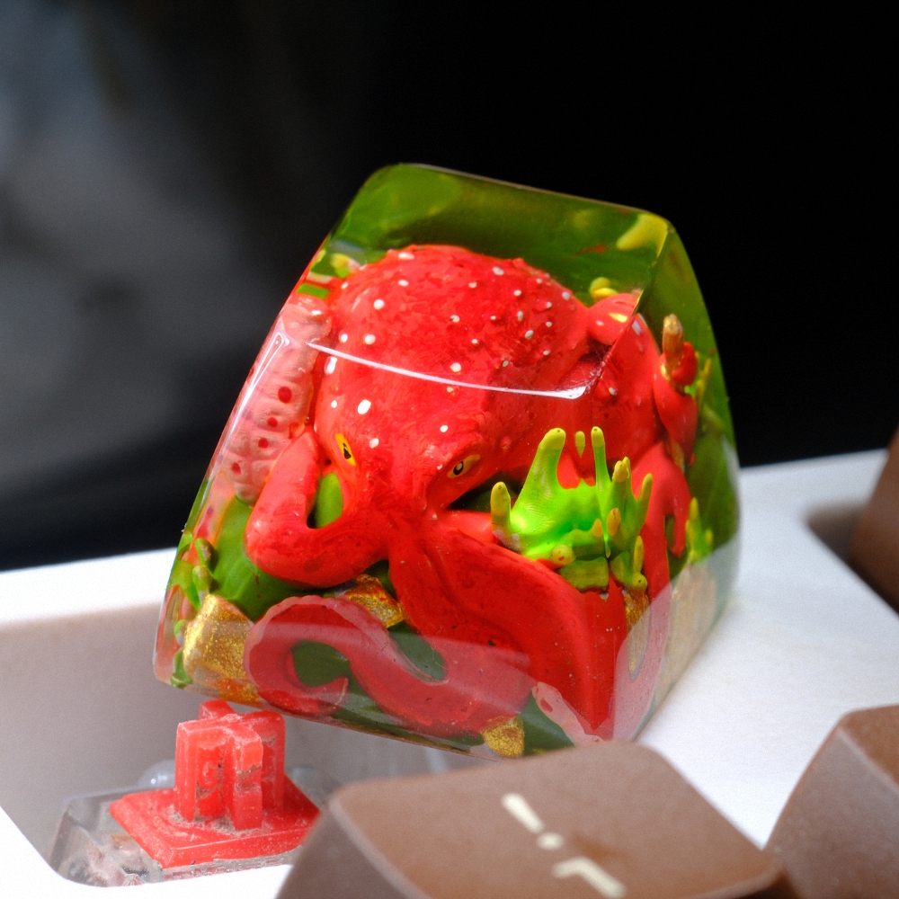 Red Octopus Artisan Keycap Breakwooden 4