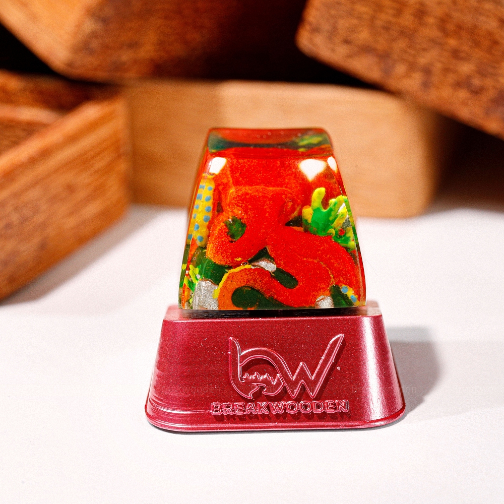 Red Octopus Artisan Keycap Breakwooden 5