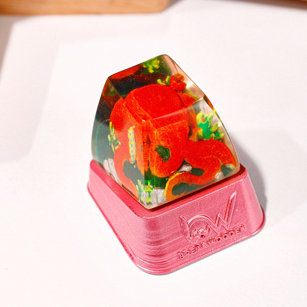 Red Octopus Artisan Keycap Breakwooden 5