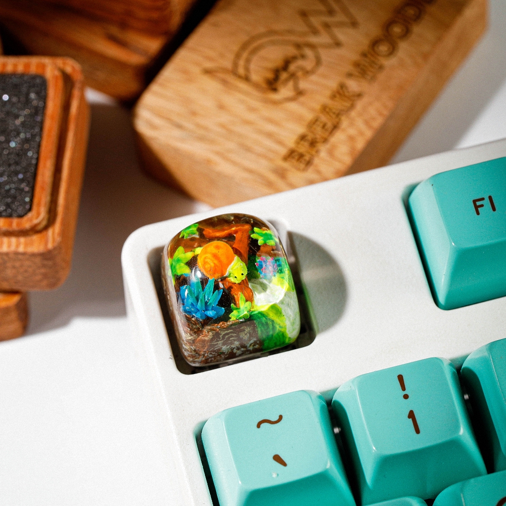Snail Artisan Keycap Breakwooden