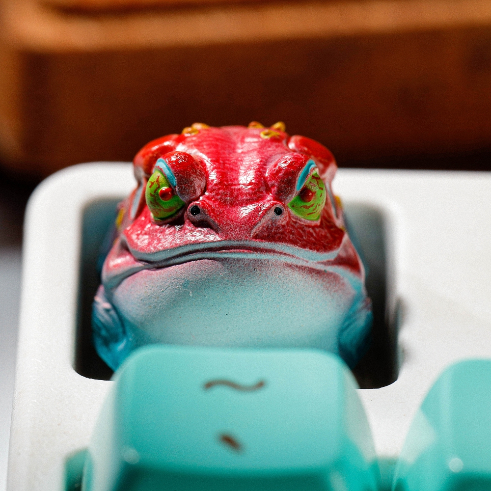 Toad Artisan Keycap Breakwooden 2