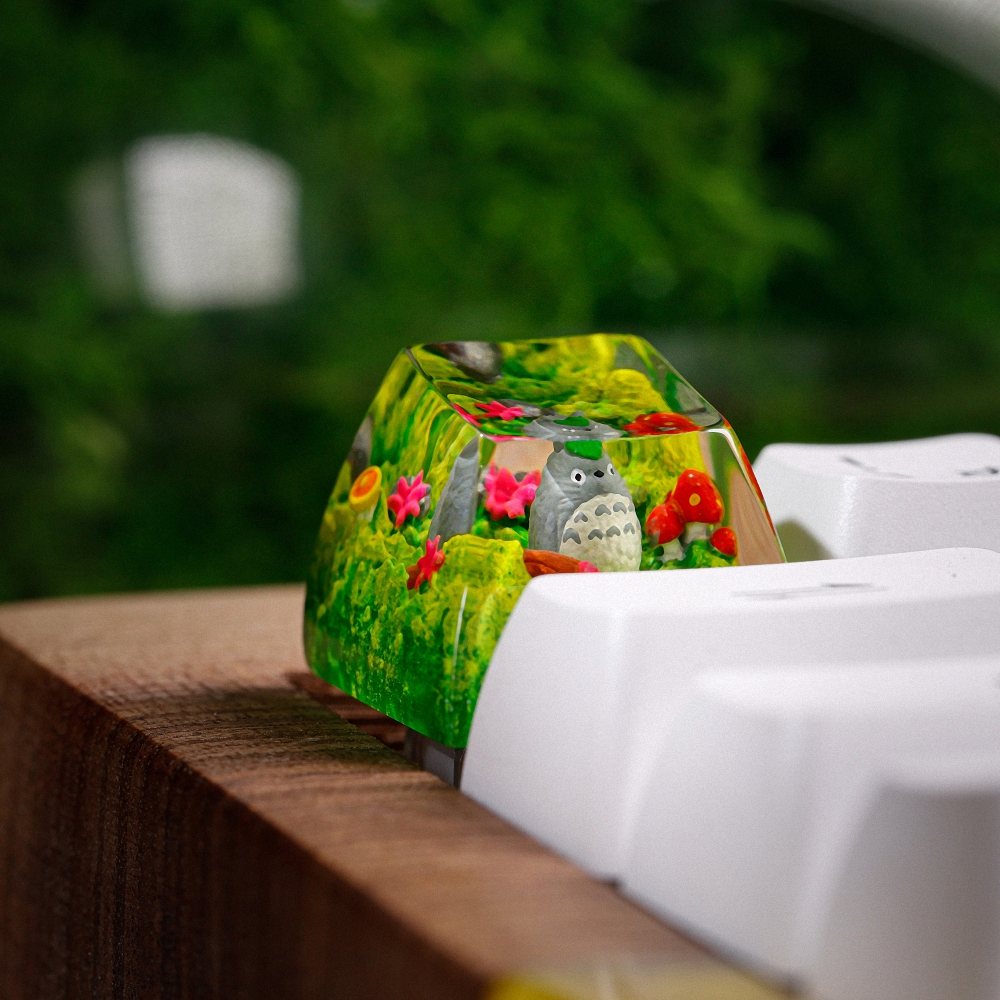 Totoro Artisan Keycap Breakwooden 2