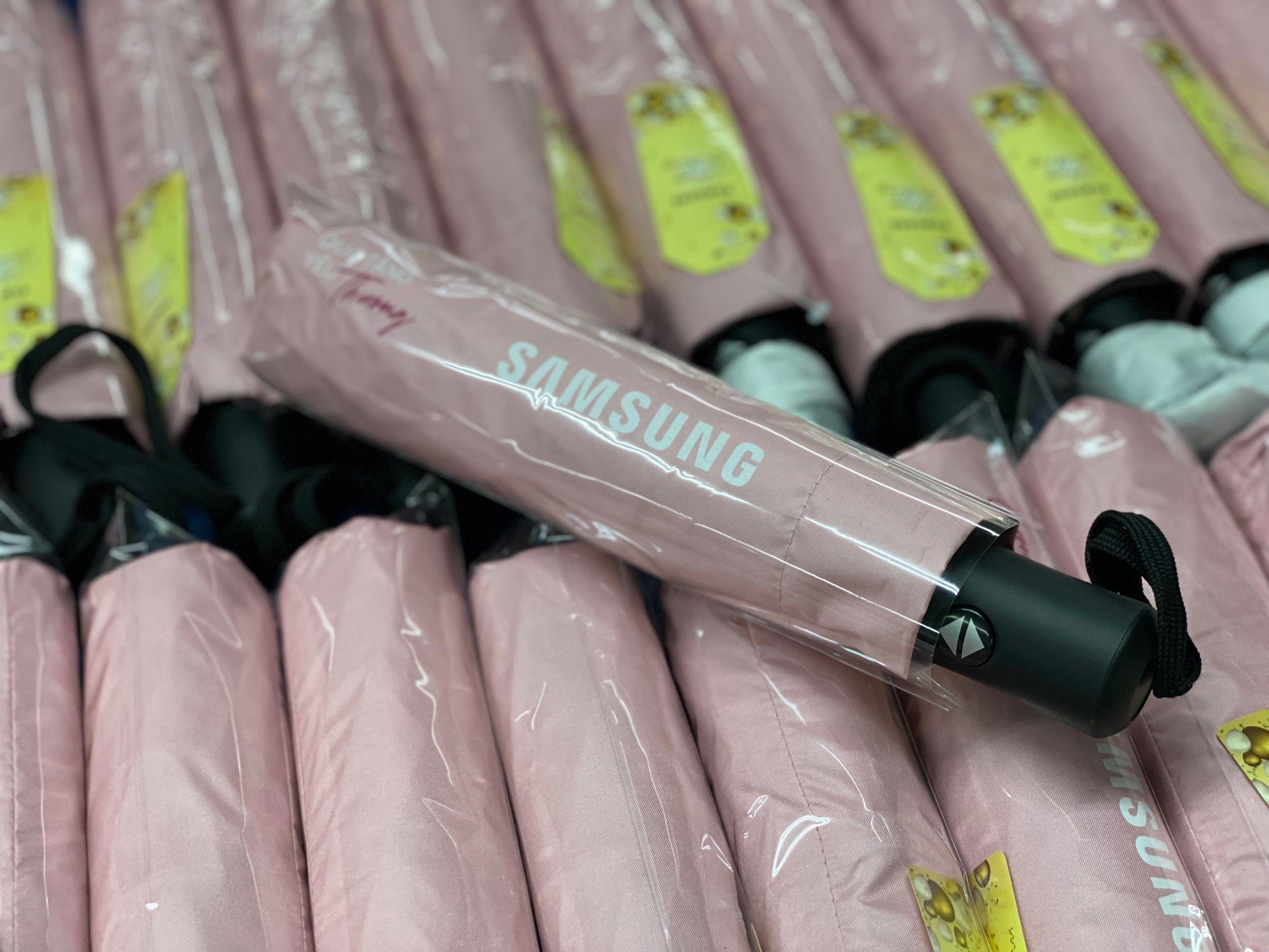 Dù Cầm Tay In Logo - Giải Pháp Hiệu Quả Cho Doanh Nghiệp