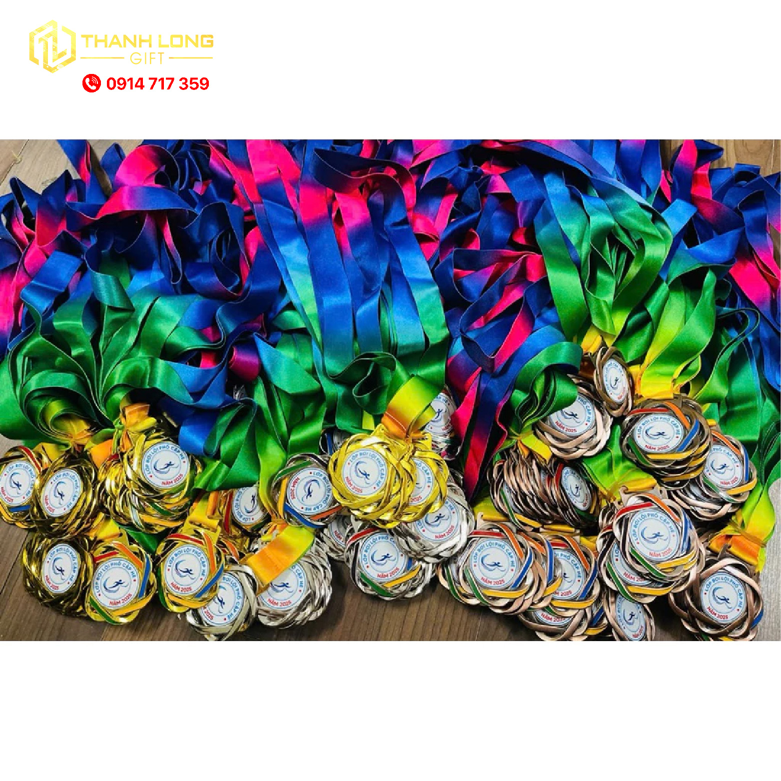 Huy chương bông hoa trao giải, vinh danh, quà tặng