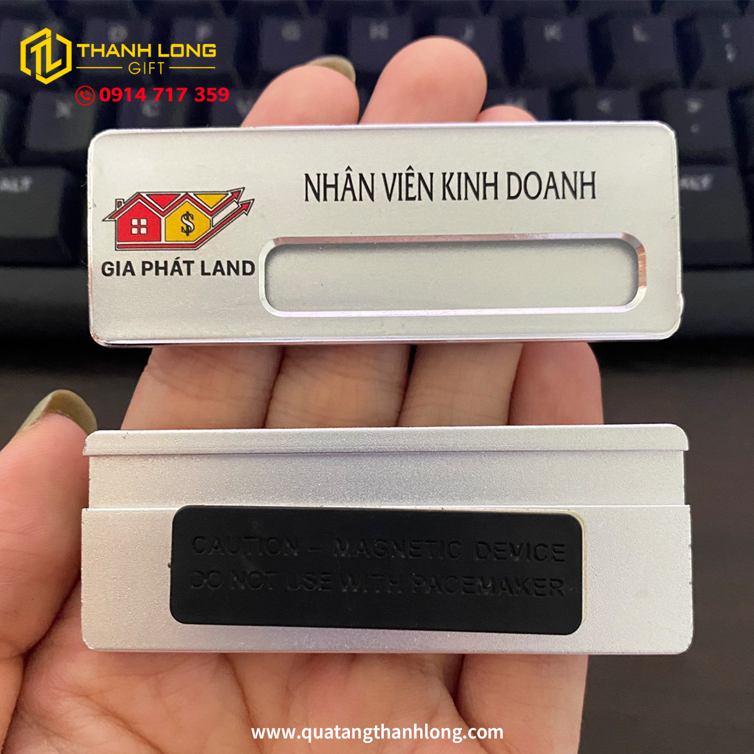 Bảng Tên Nhân Viên Giá Rẻ - Thiết Kế Theo Yêu Cầu Từ Quà Tặng Thanh Long