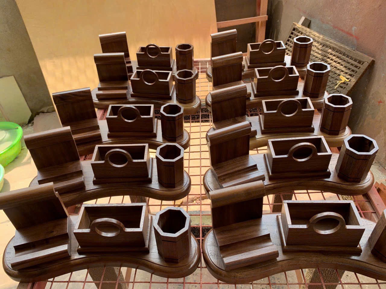 Quà gỗ để bàn cao cấp