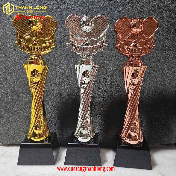 CÚP PICKLEBALL KIM LOẠI VÀNG – BẠC – ĐỒNG - p09