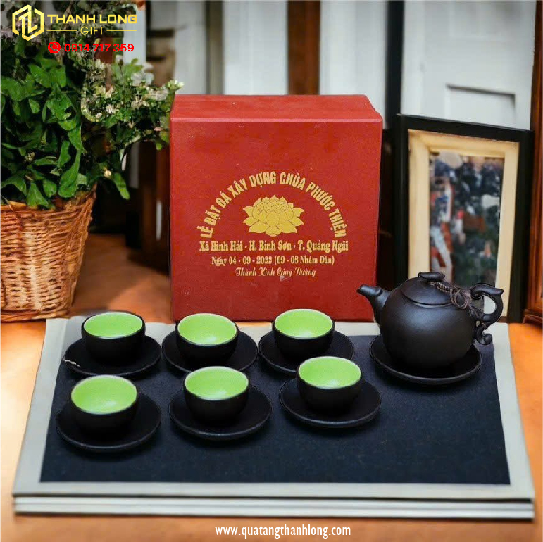 Bộ ấm chén sứ nâu