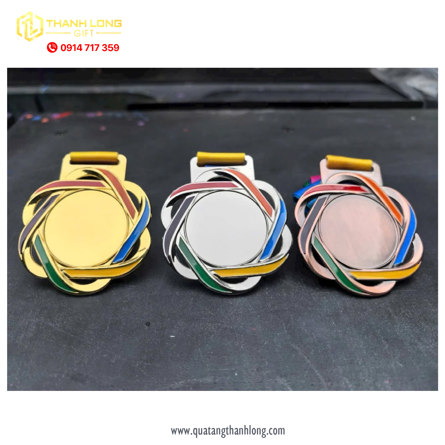 Huy chương bông hoa trao giải, vinh danh, quà tặng